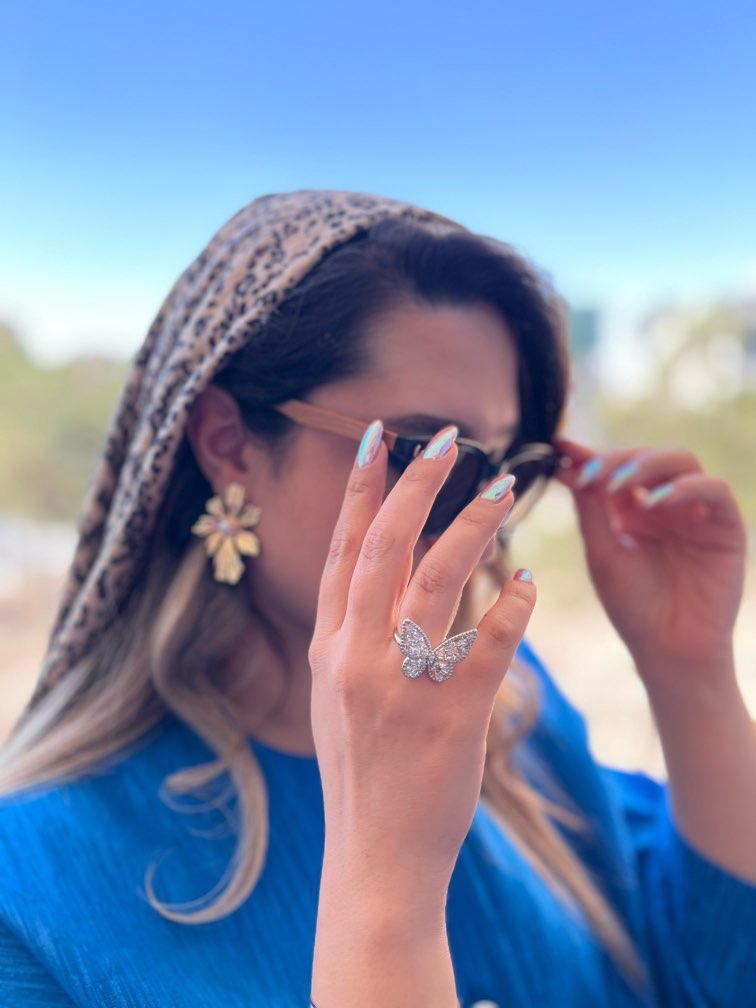انگشتر پروانه